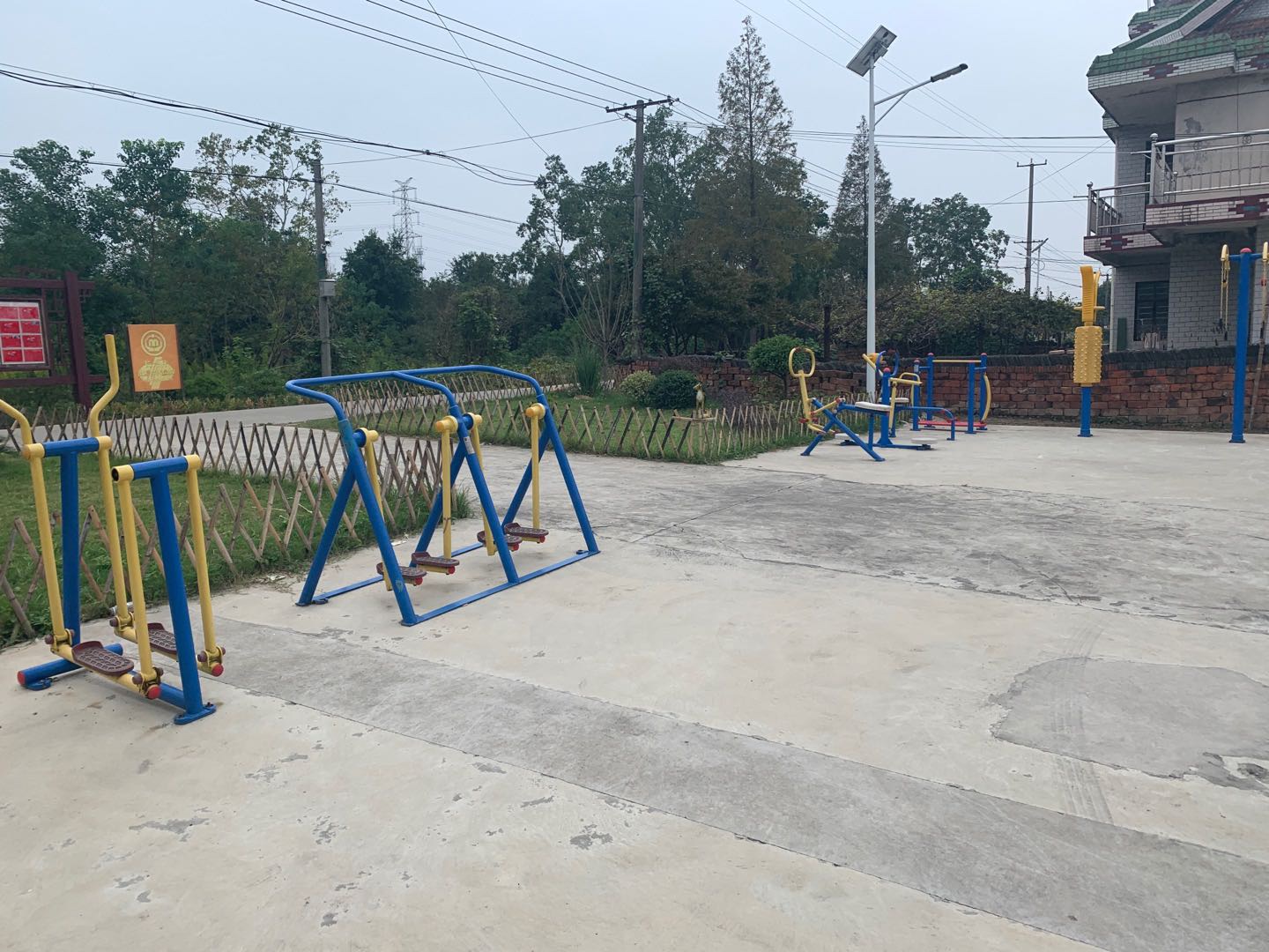 長興村健身點(diǎn)3