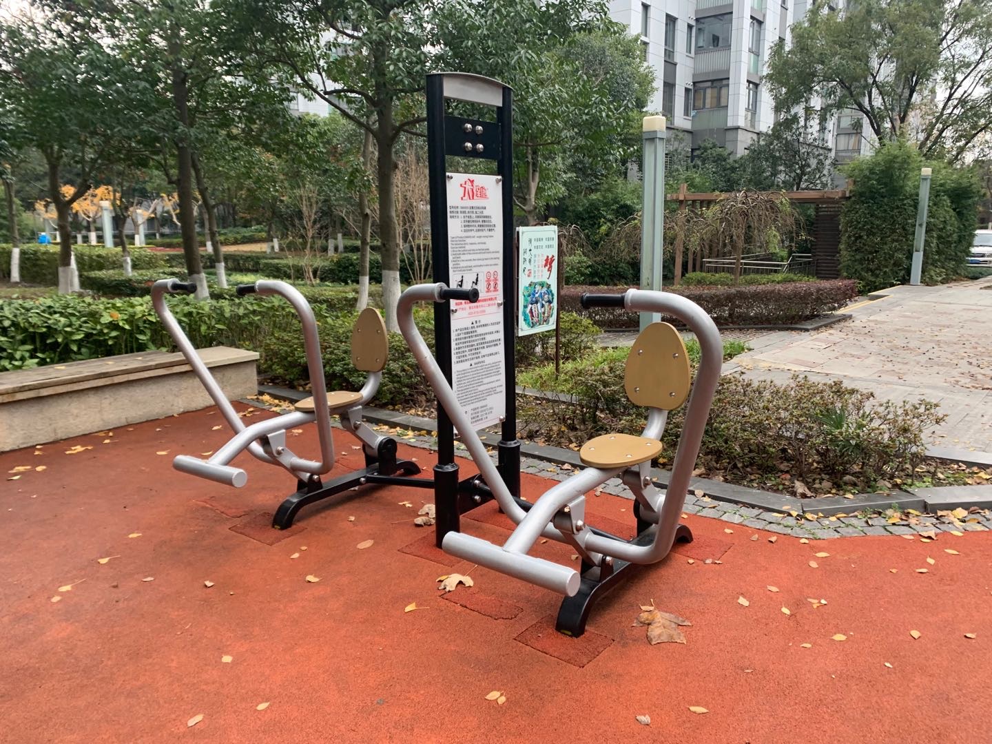 自重式劃船訓(xùn)練器 自重式劃船訓(xùn)練器