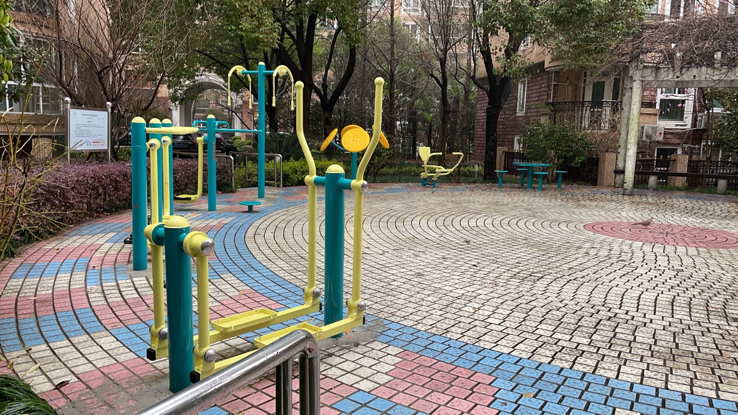 藍(lán)高居委市民益智健身點4