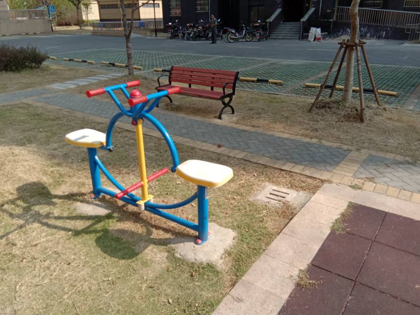 下肢康復(fù)器