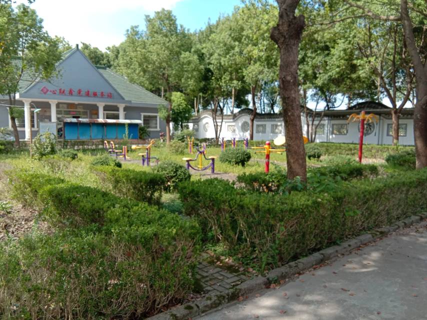 團(tuán)新村健身點(diǎn)