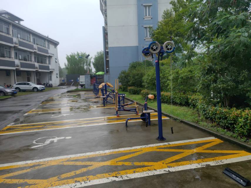 練民新村健身點(diǎn)