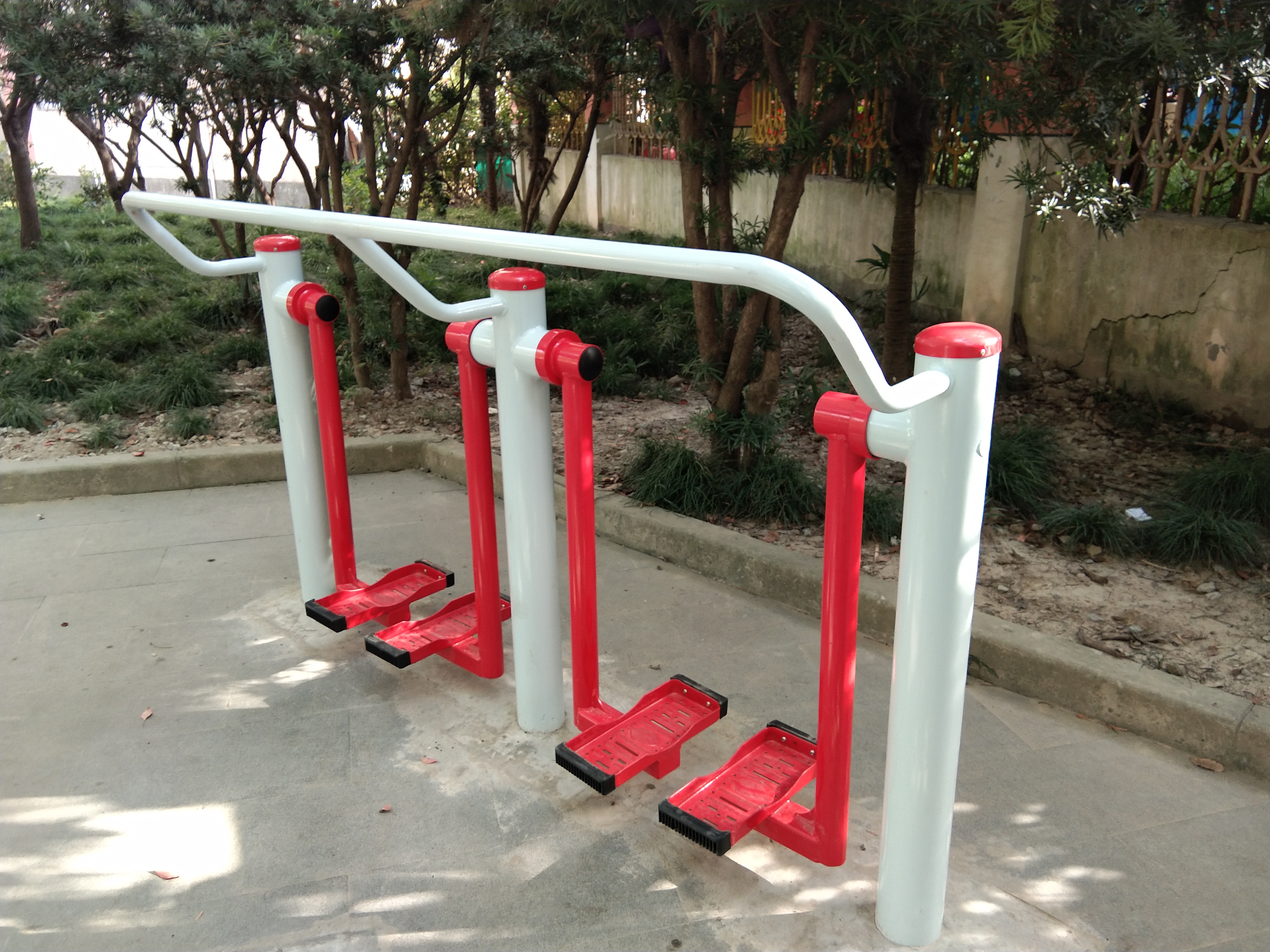 兩聯(lián)漫步機(jī)