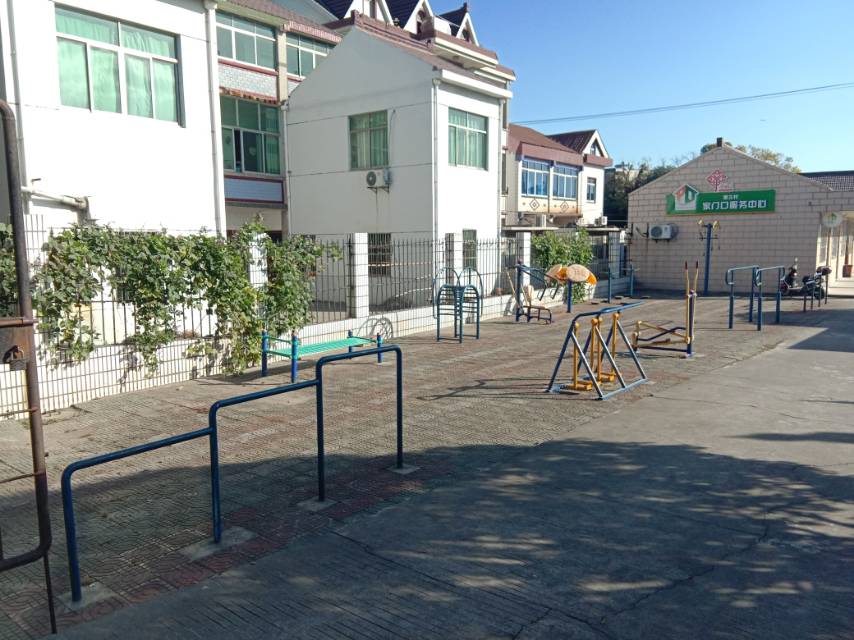 望三村60號村委會健身路徑