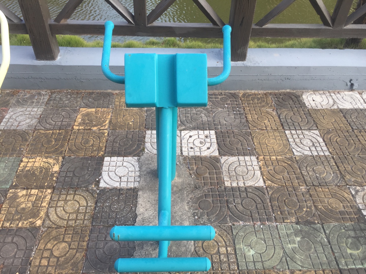 背肌訓練器 背肌訓練器