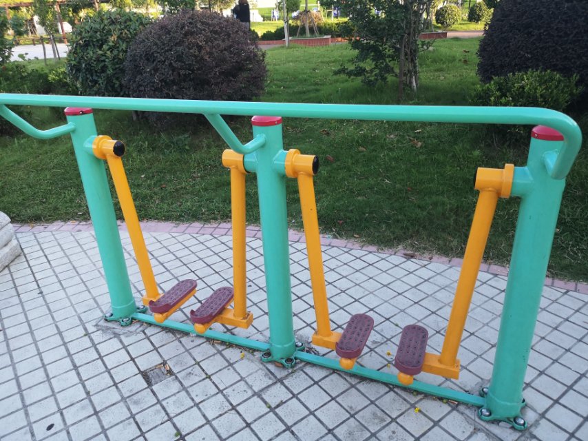 兩聯(lián)漫步機(jī) 兩聯(lián)漫步機(jī)