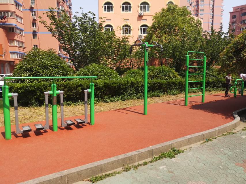 又一村寶鋼公寓健身點(diǎn)（南）