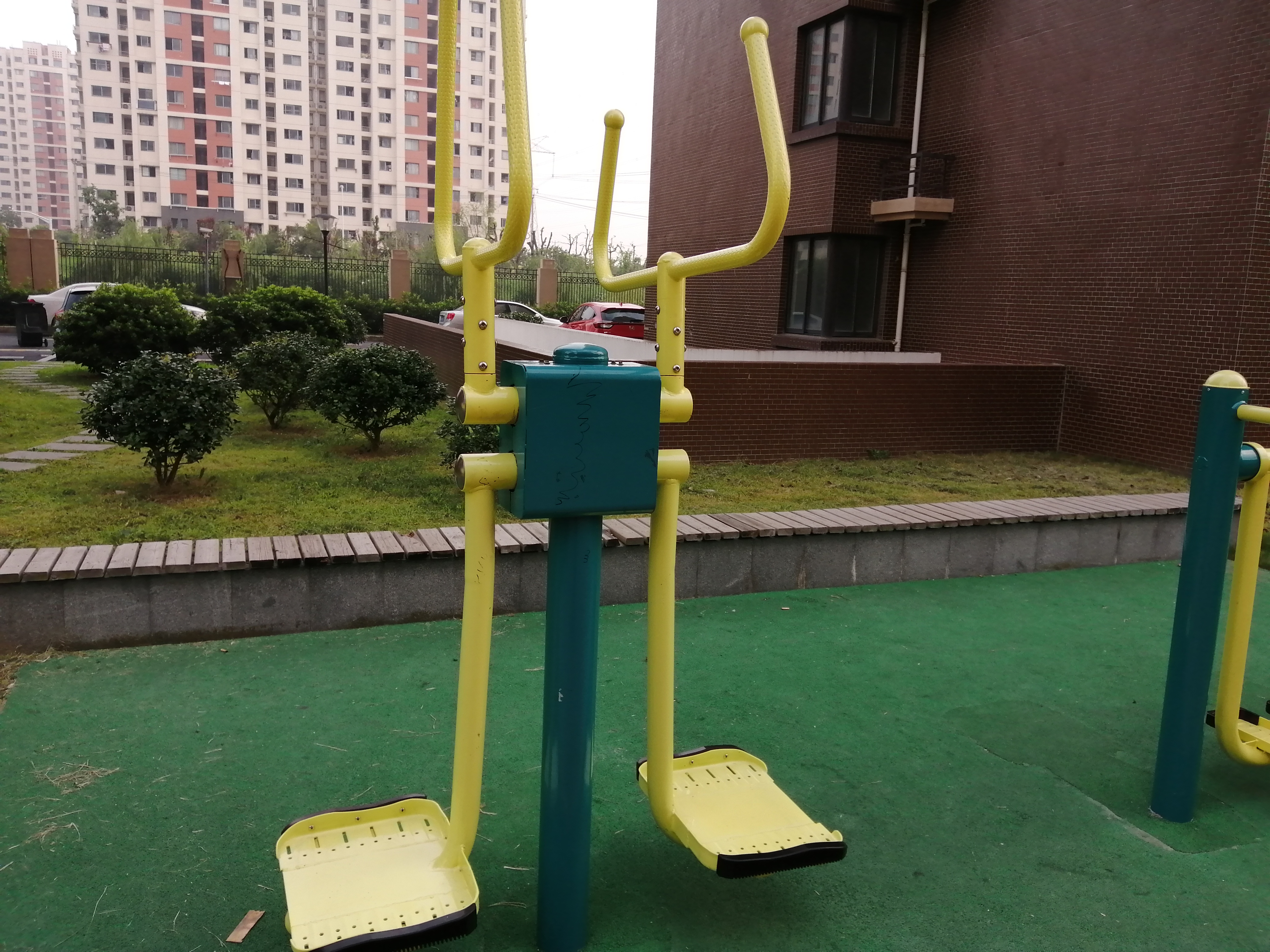 搖臂擺腿健腰器 搖臂擺腿健腰器