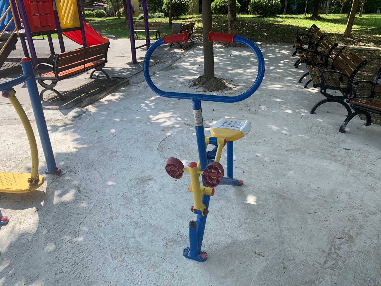 腰力鍛煉器 腰力鍛煉器