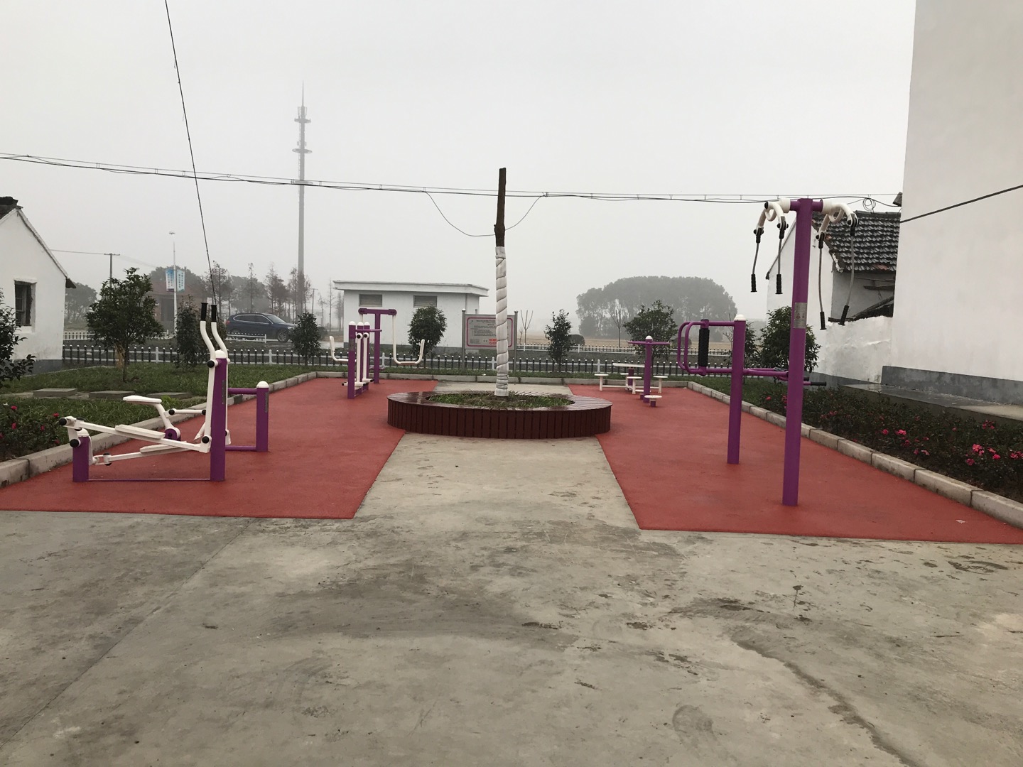 佘山鎮(zhèn)新鎮(zhèn)村九曲益智健身點