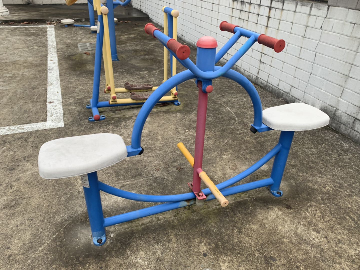 下肢康復(fù)器