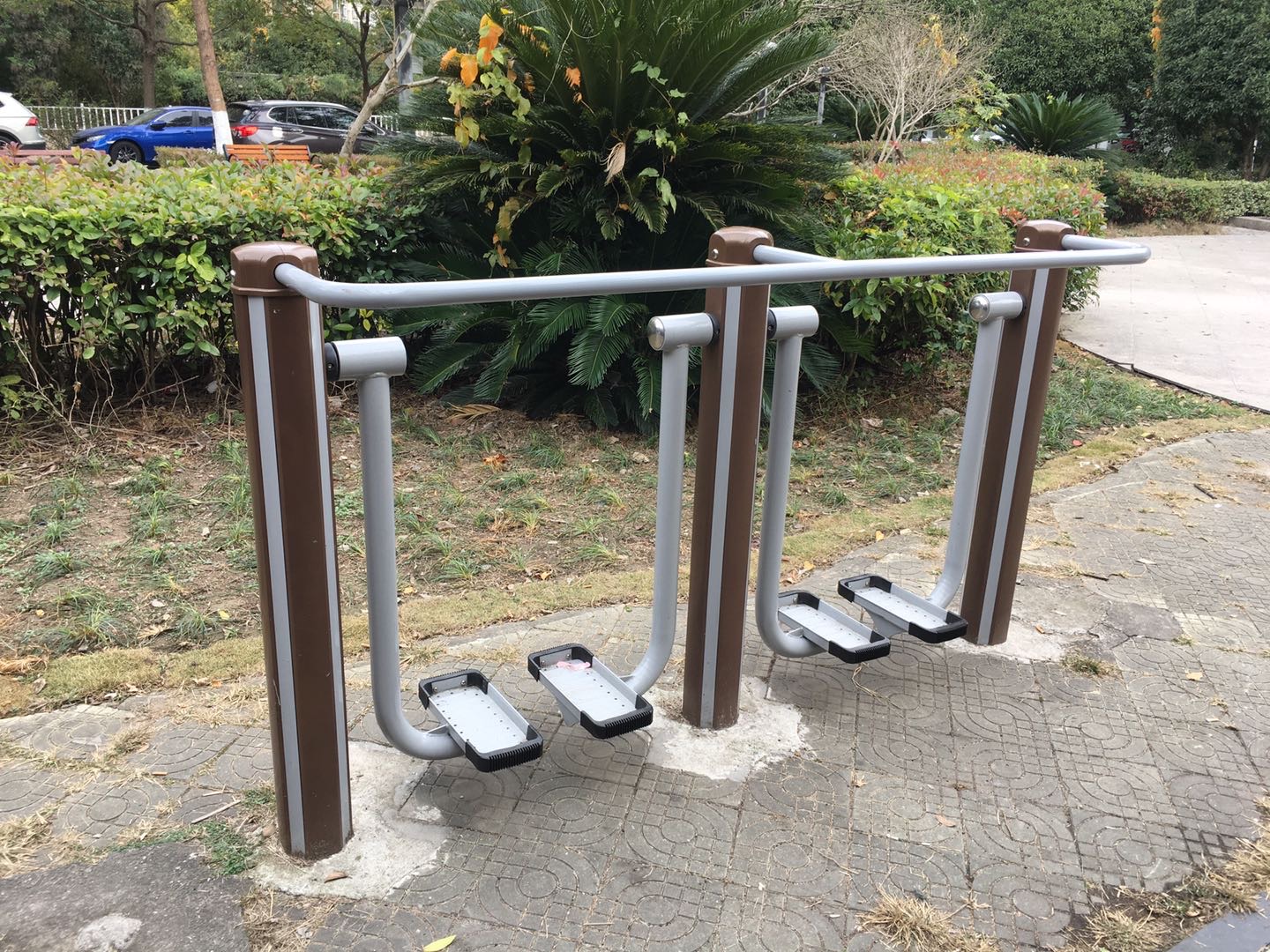 雙位太空漫步機(jī)