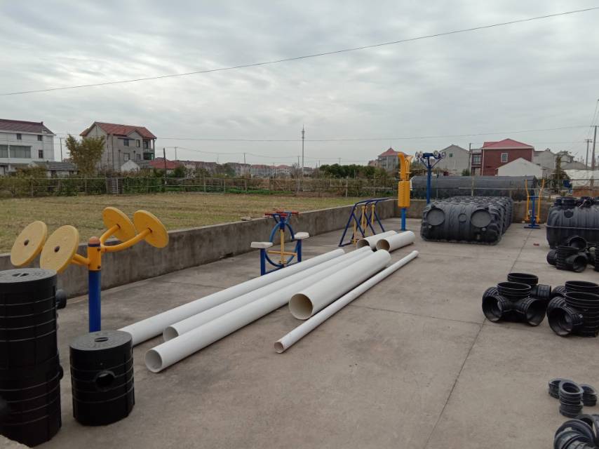 義泓村7組657號南健身路徑