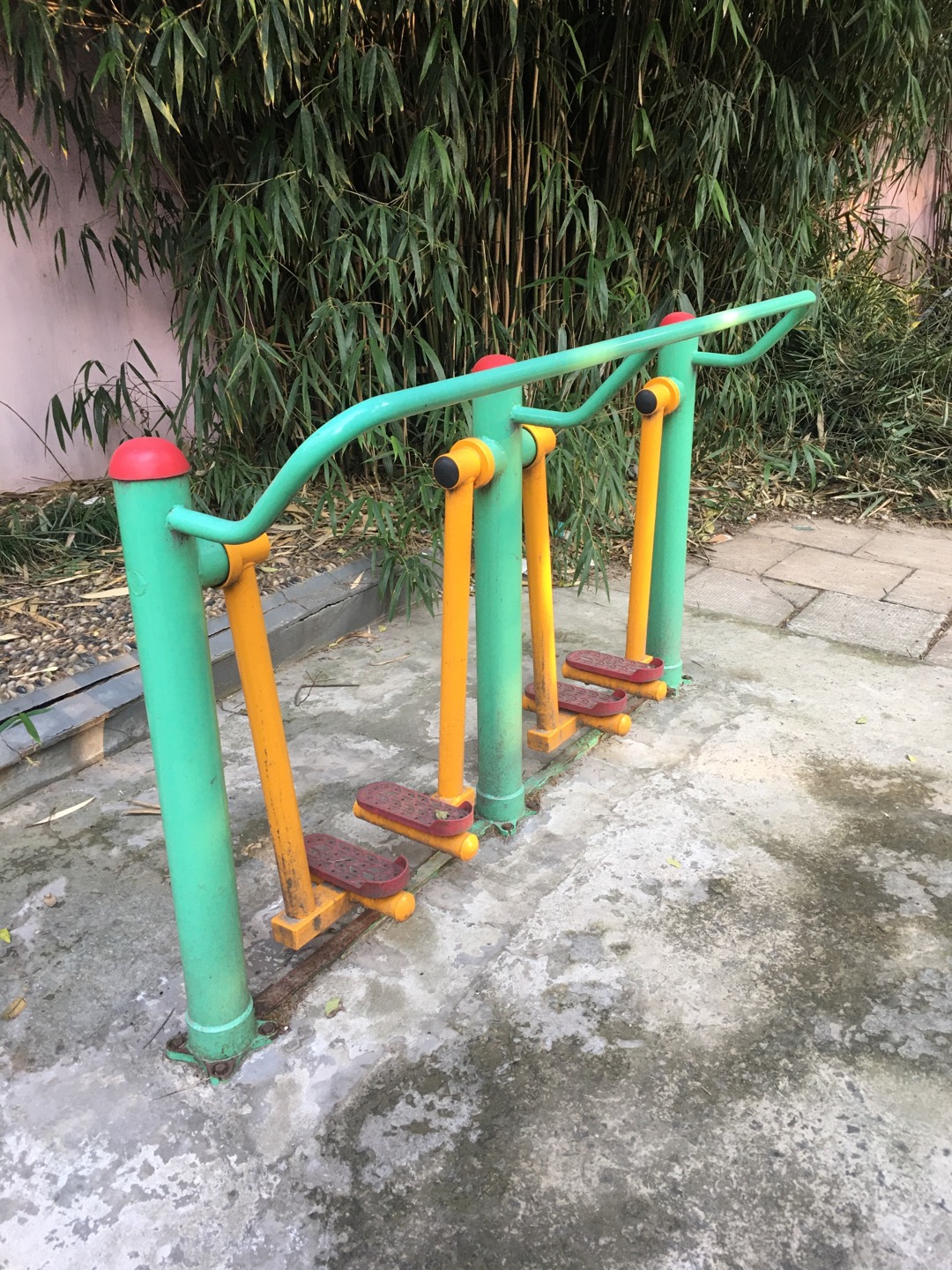 兩聯(lián)漫步機(jī)