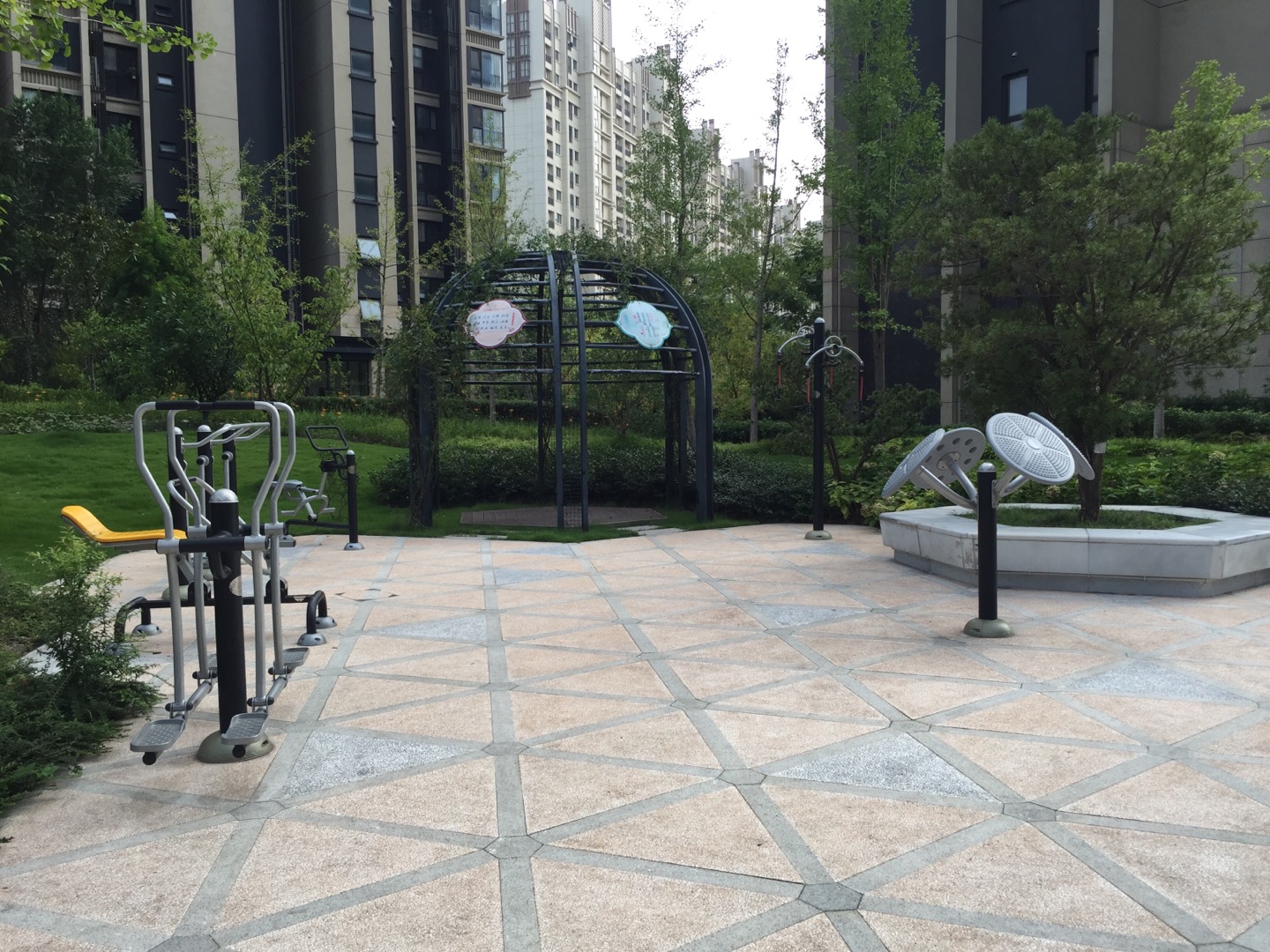 金通社區(qū)健身點（3）