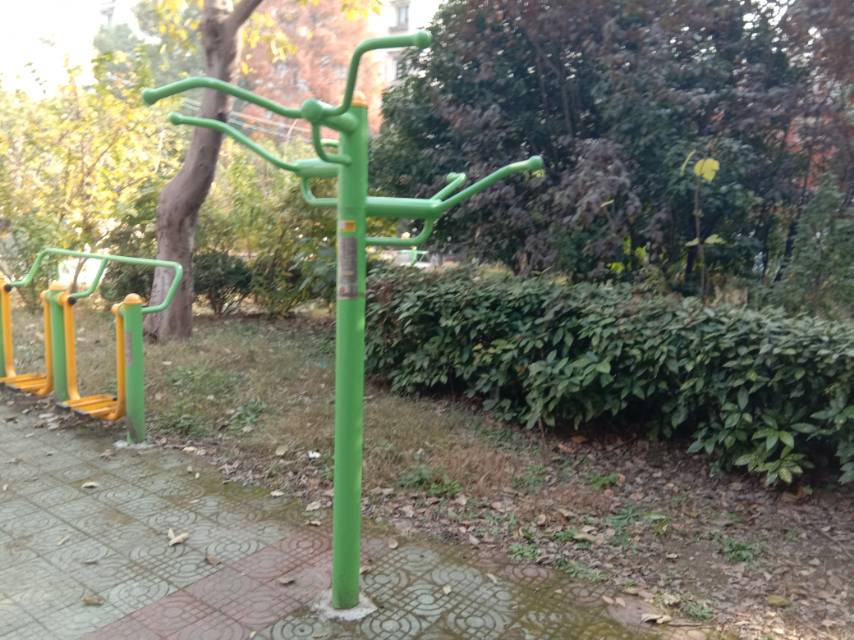 引體向上訓(xùn)練器