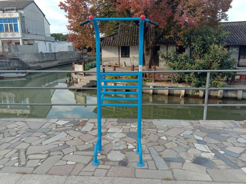 多功能訓(xùn)練器