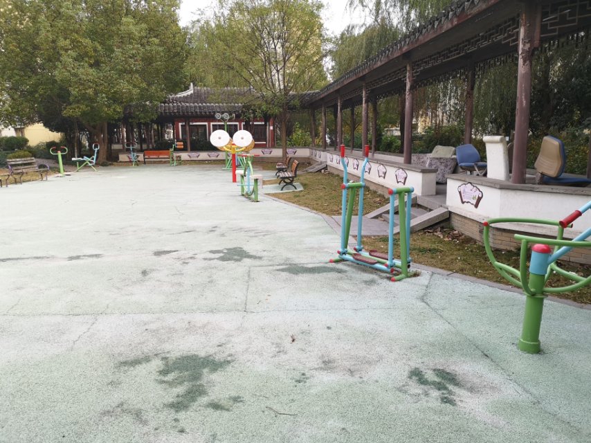 中城苑居委中成苑北門健身點