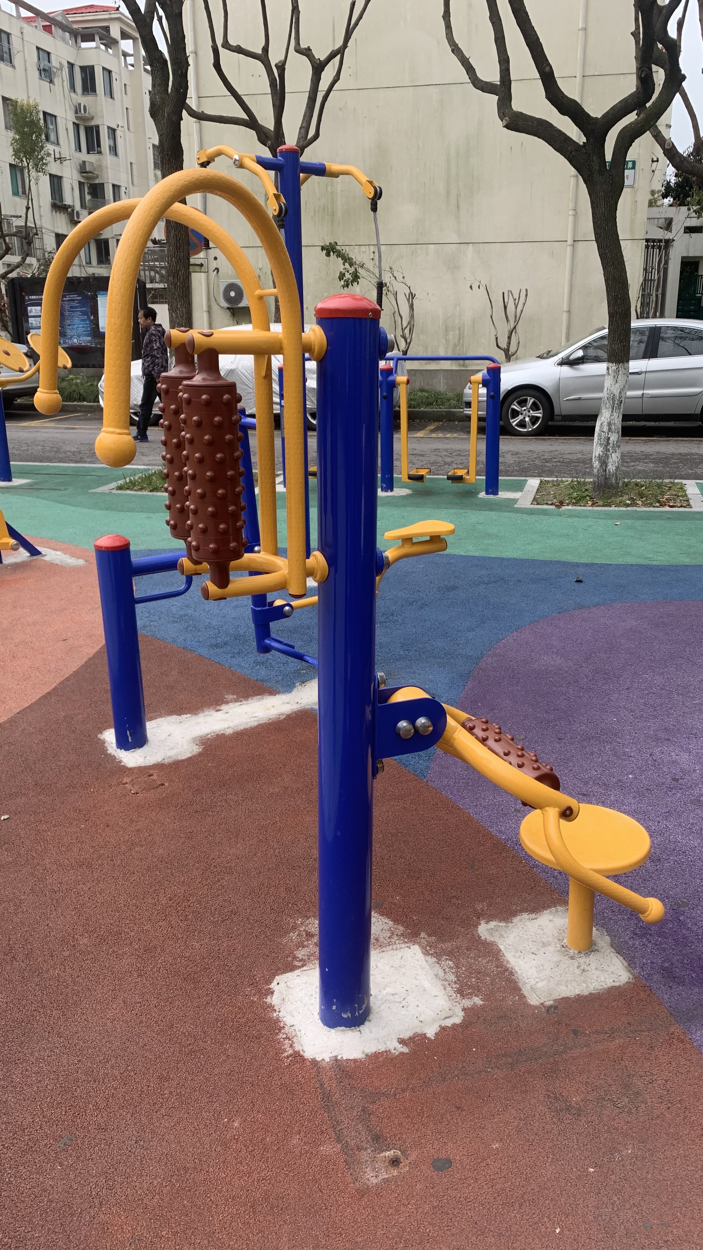 腰背按摩器 腰背按摩器