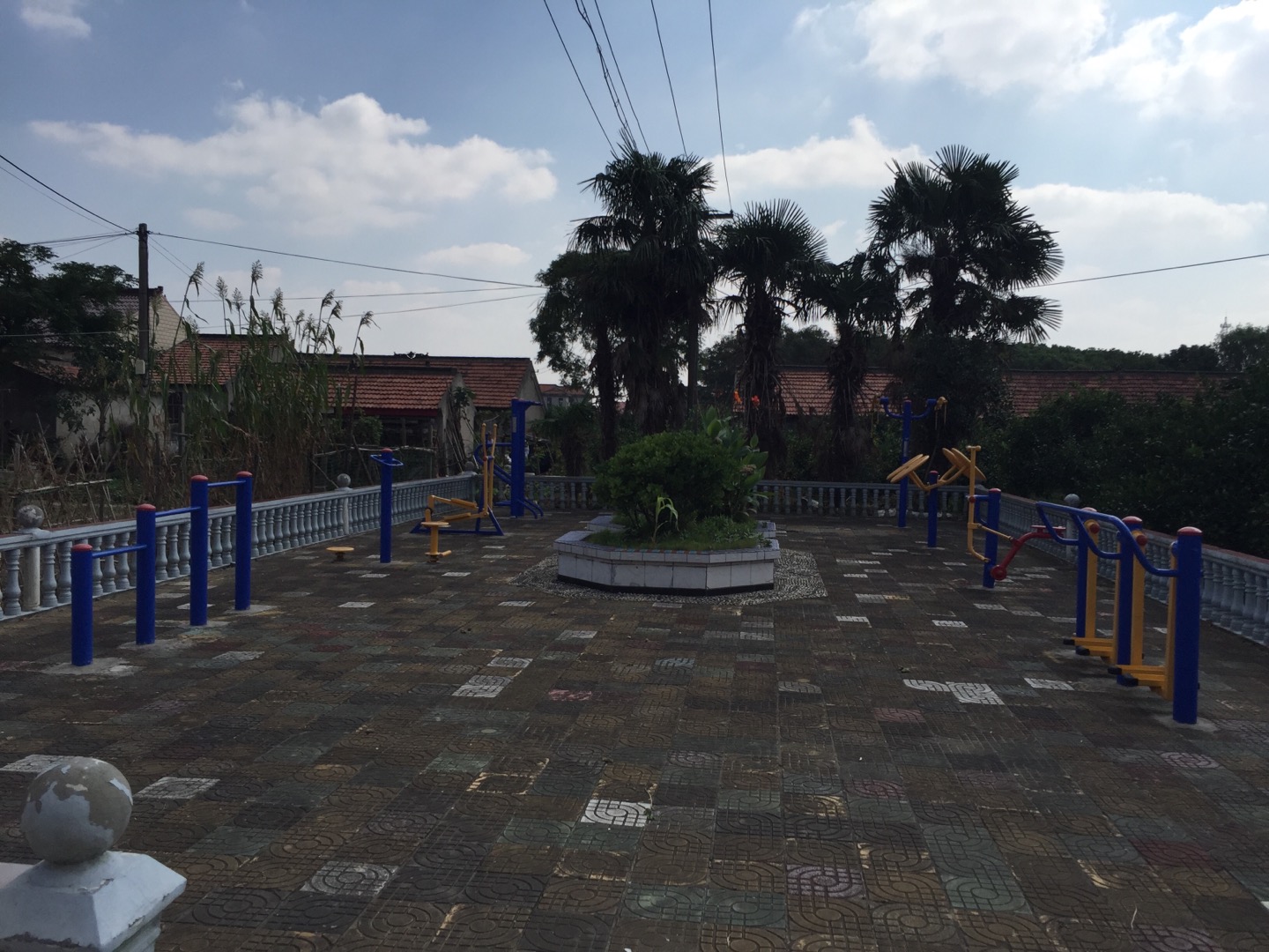 新聯(lián)村八組健身點(diǎn)