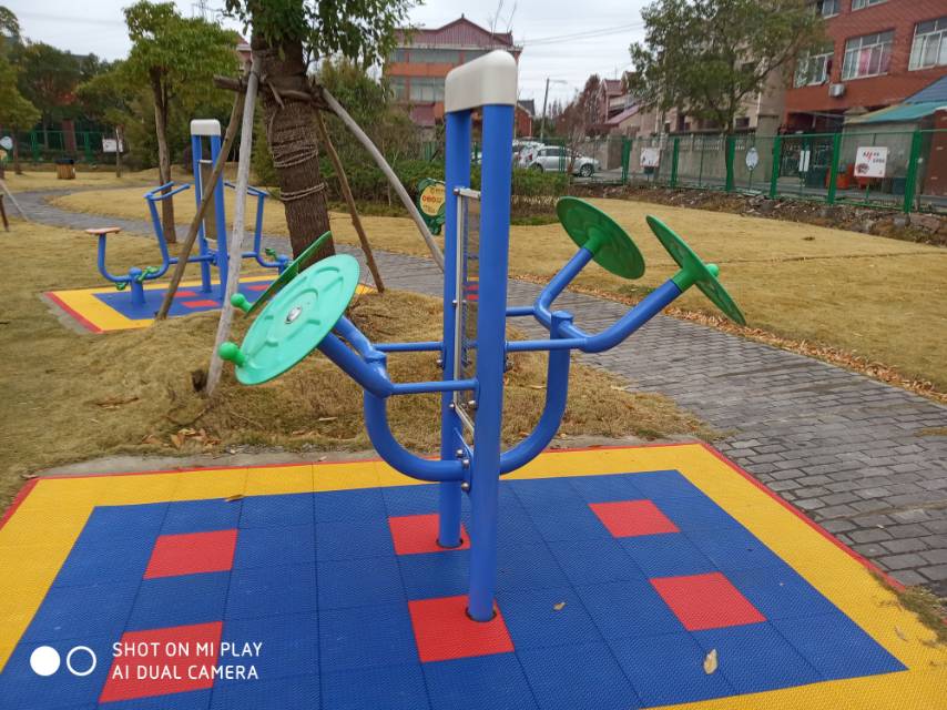 雙立柱太極揉推器 雙立柱太極揉推器