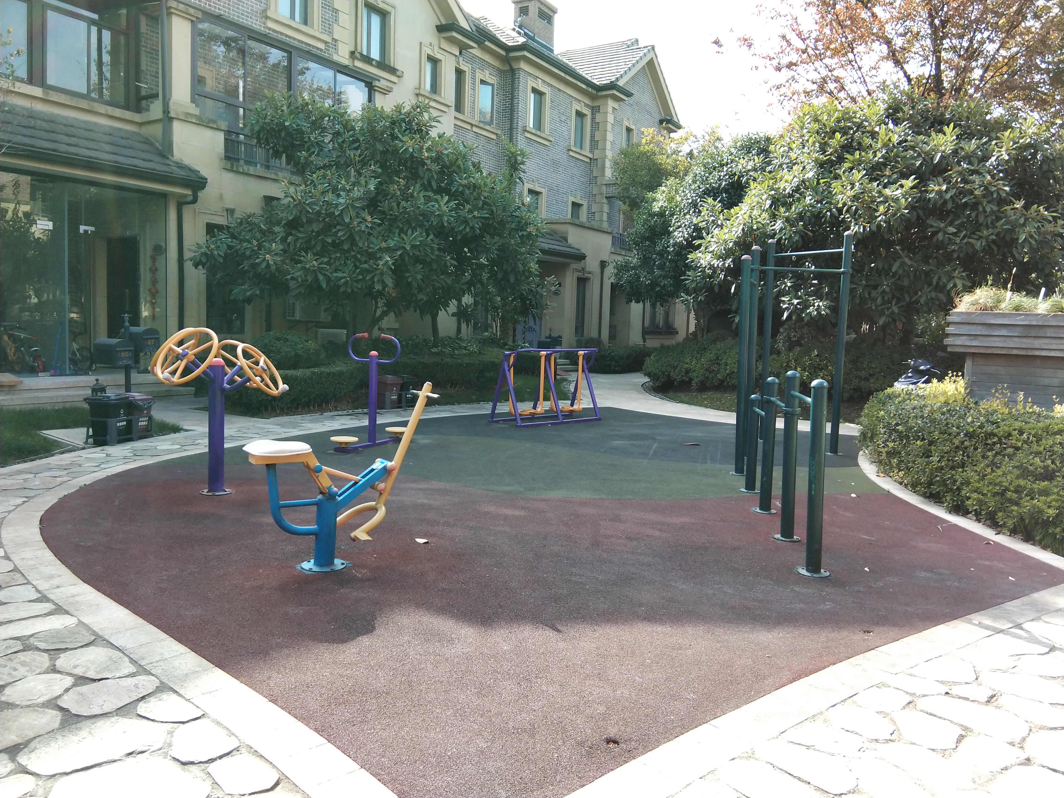 萊茵美墅西區(qū)健身點