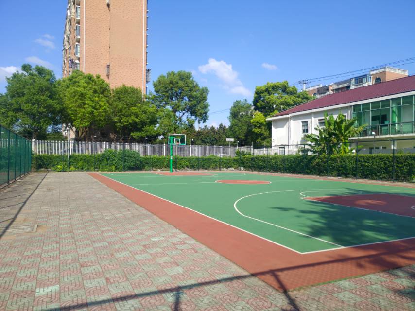 朱涇鎮(zhèn)康健綠地社區(qū)公共運(yùn)動(dòng)場