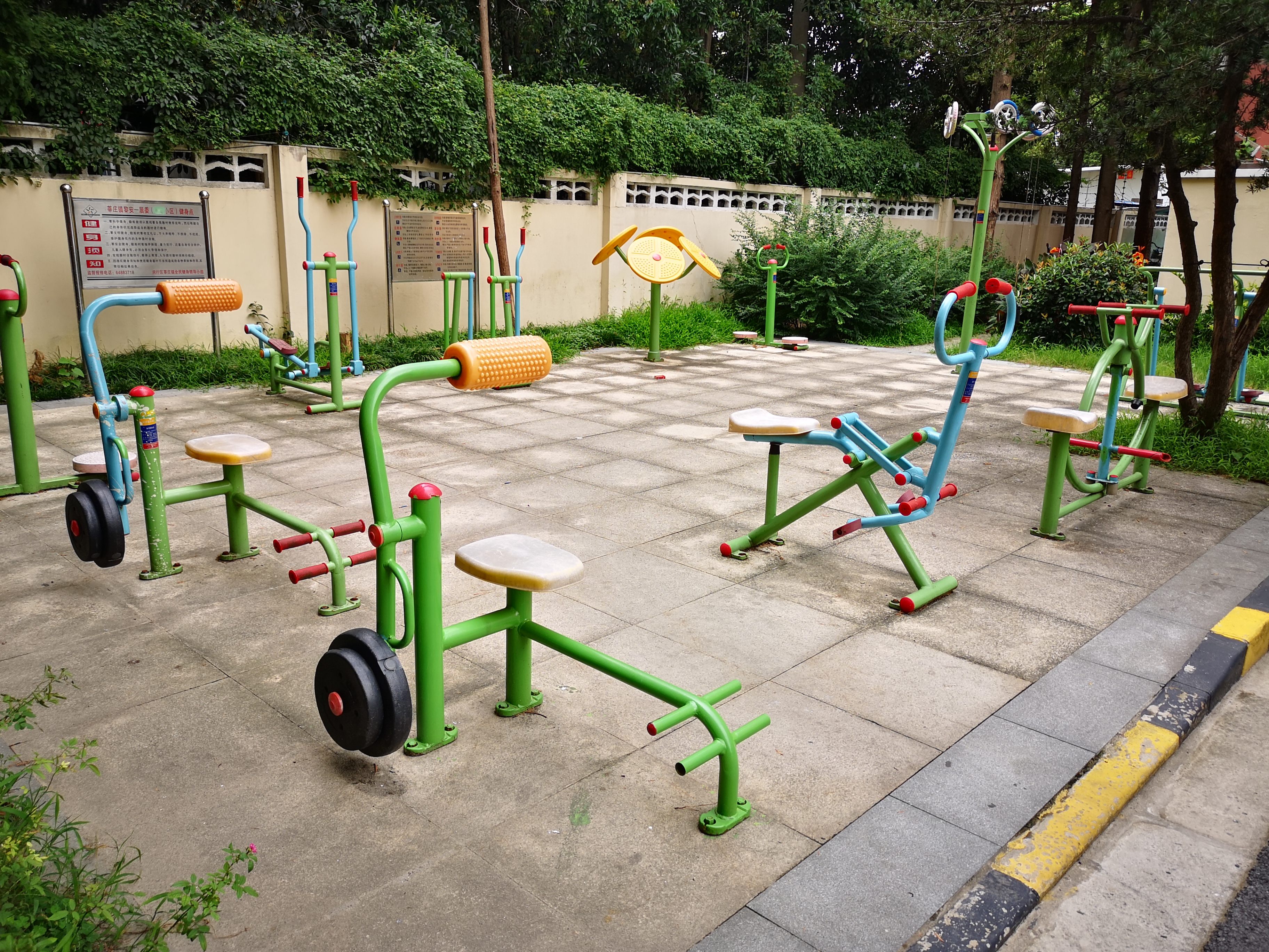 黎安一村（北一村）健身點(diǎn)