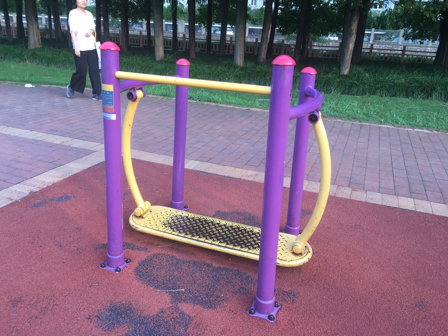 晃板健身器 晃板健身器