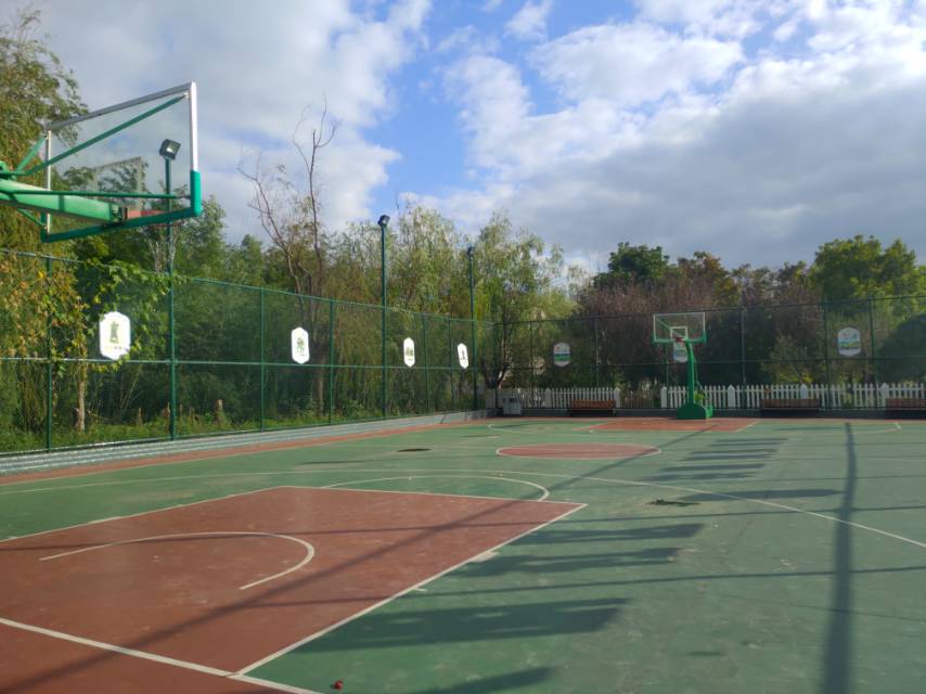 富民苑市民球場(chǎng)