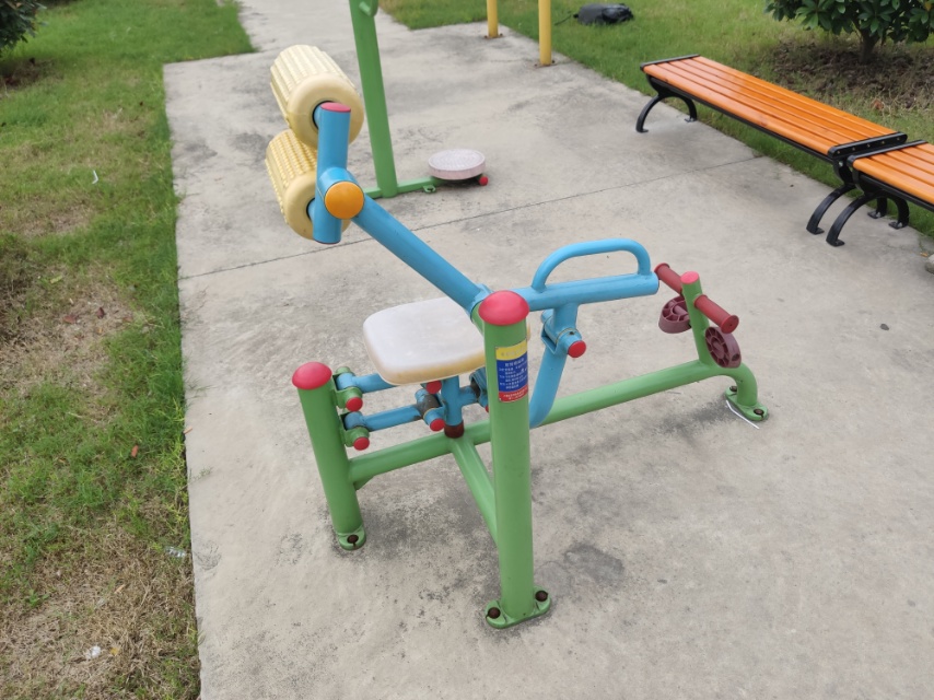 腹背鍛煉器 腹背鍛煉器