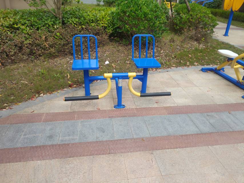 下肢訓(xùn)練器