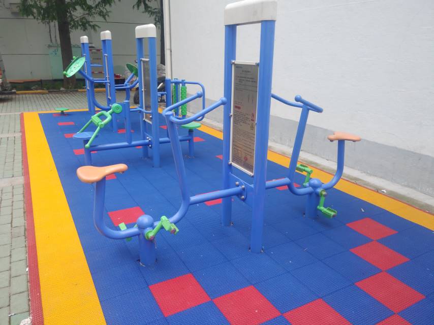 雙立柱健身車 雙立柱健身車