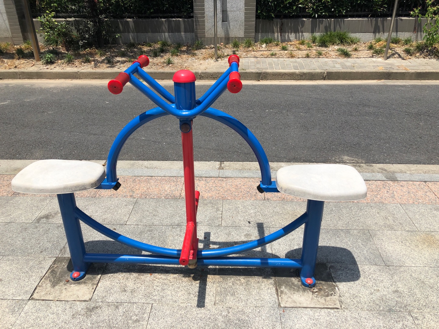 下肢康復(fù)器