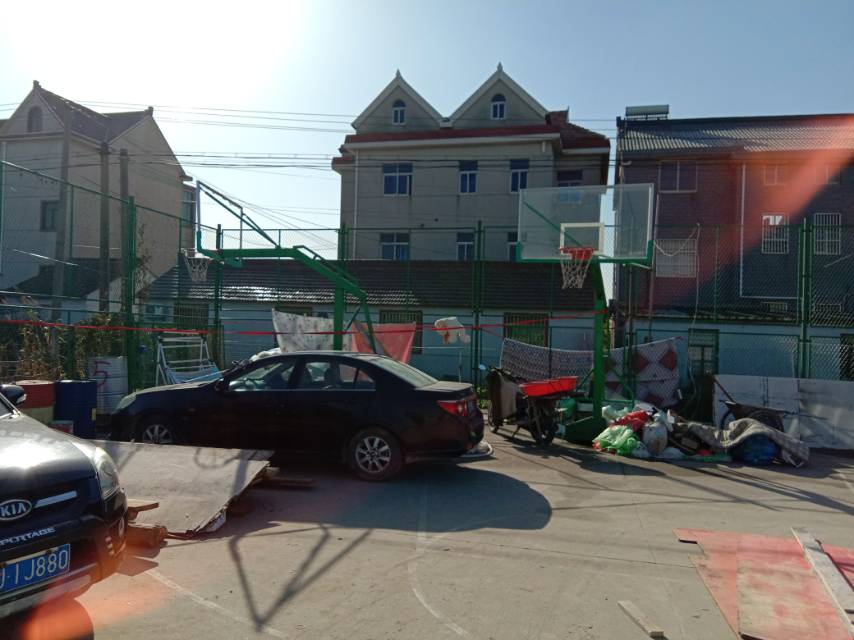 紅星村13組830號(hào)后籃球場(chǎng)