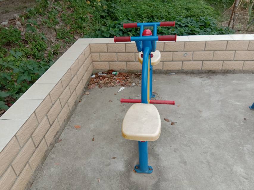 雙人蹬腿器 雙人蹬腿器