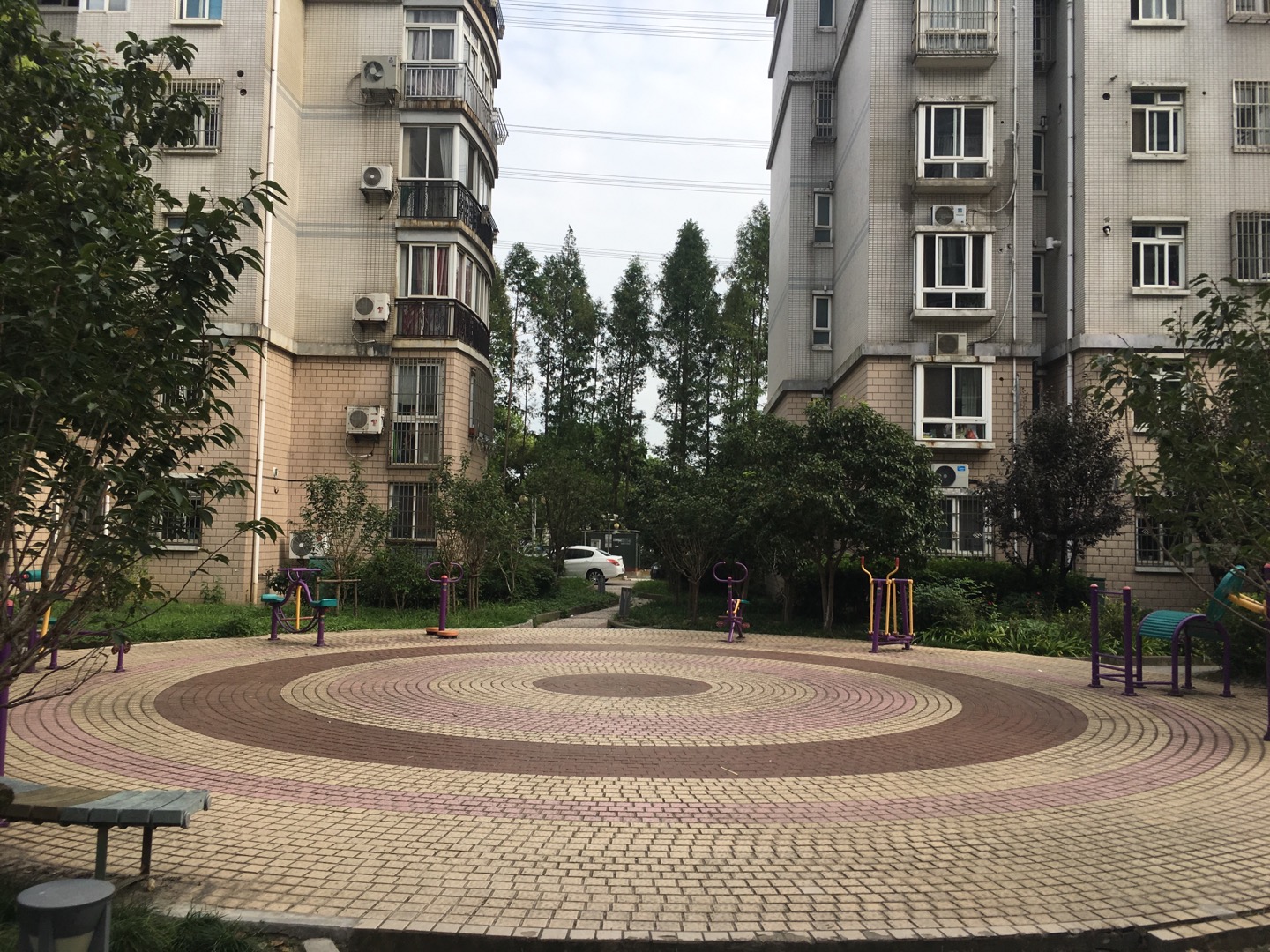 寶山五村健身點(diǎn)1