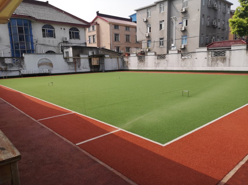 老年之家門球場