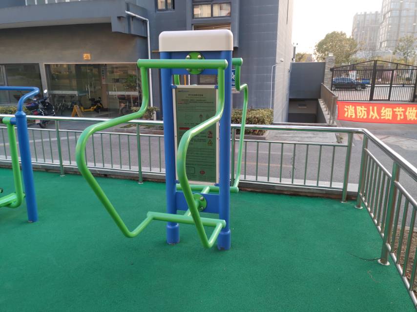 雙立柱曲臂訓(xùn)練器