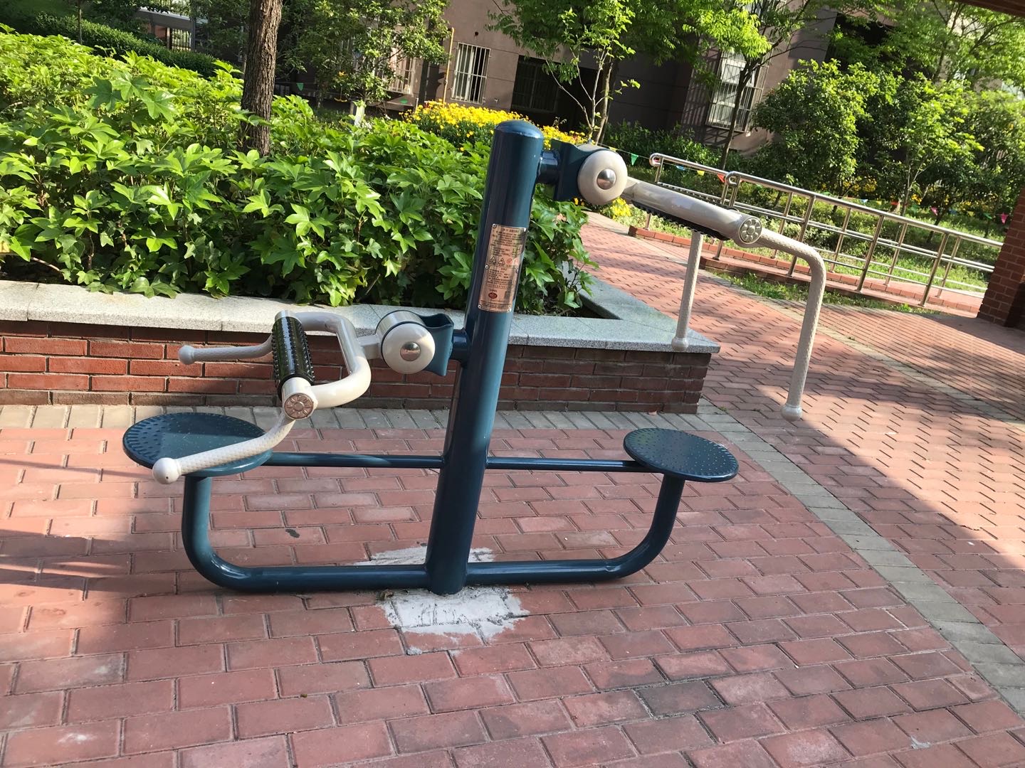 頸腰按摩器 頸腰按摩器