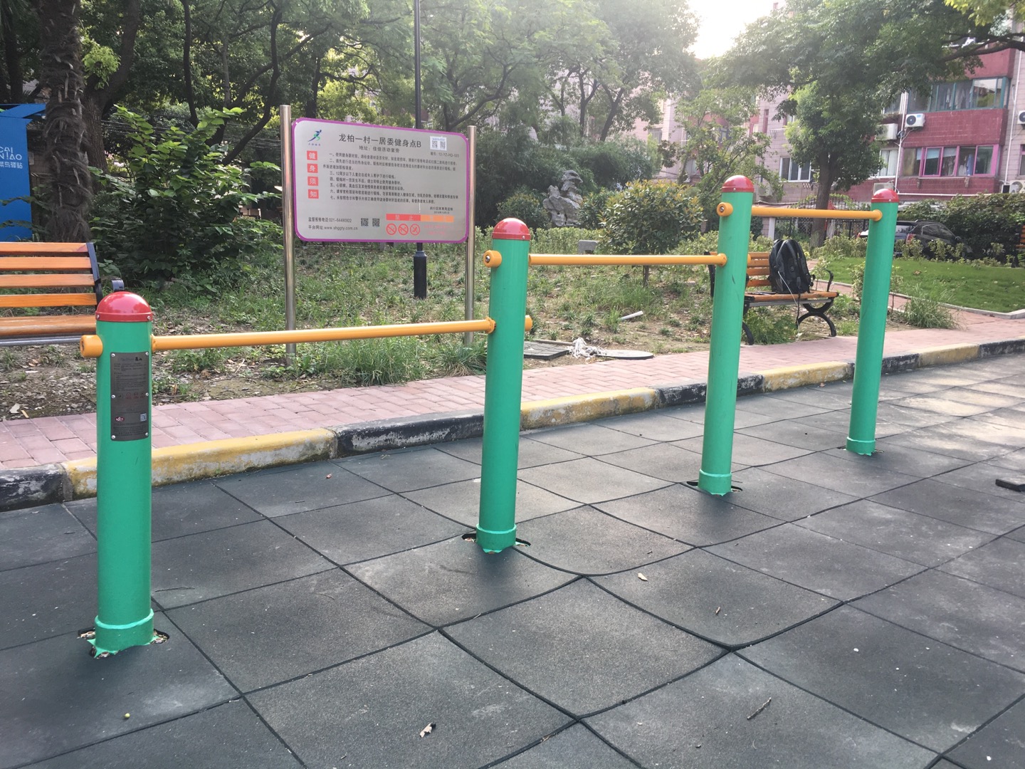 多聯(lián)壓腿架 多聯(lián)壓腿架