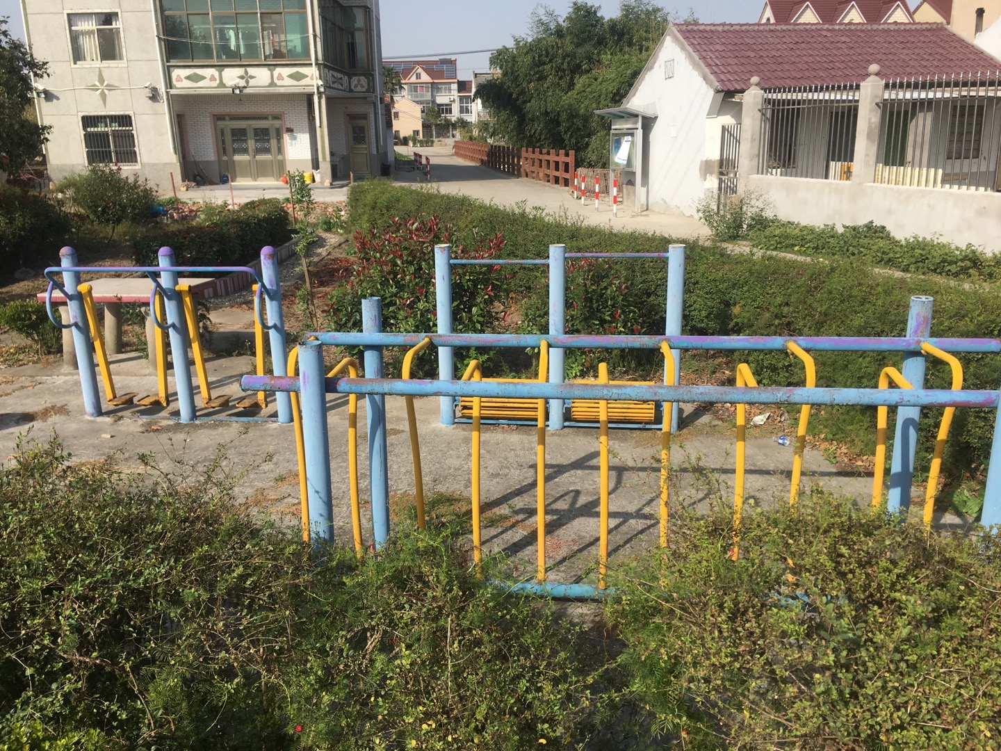 老港鎮(zhèn)成日村民委員會(huì)成日7組健身苑點(diǎn)