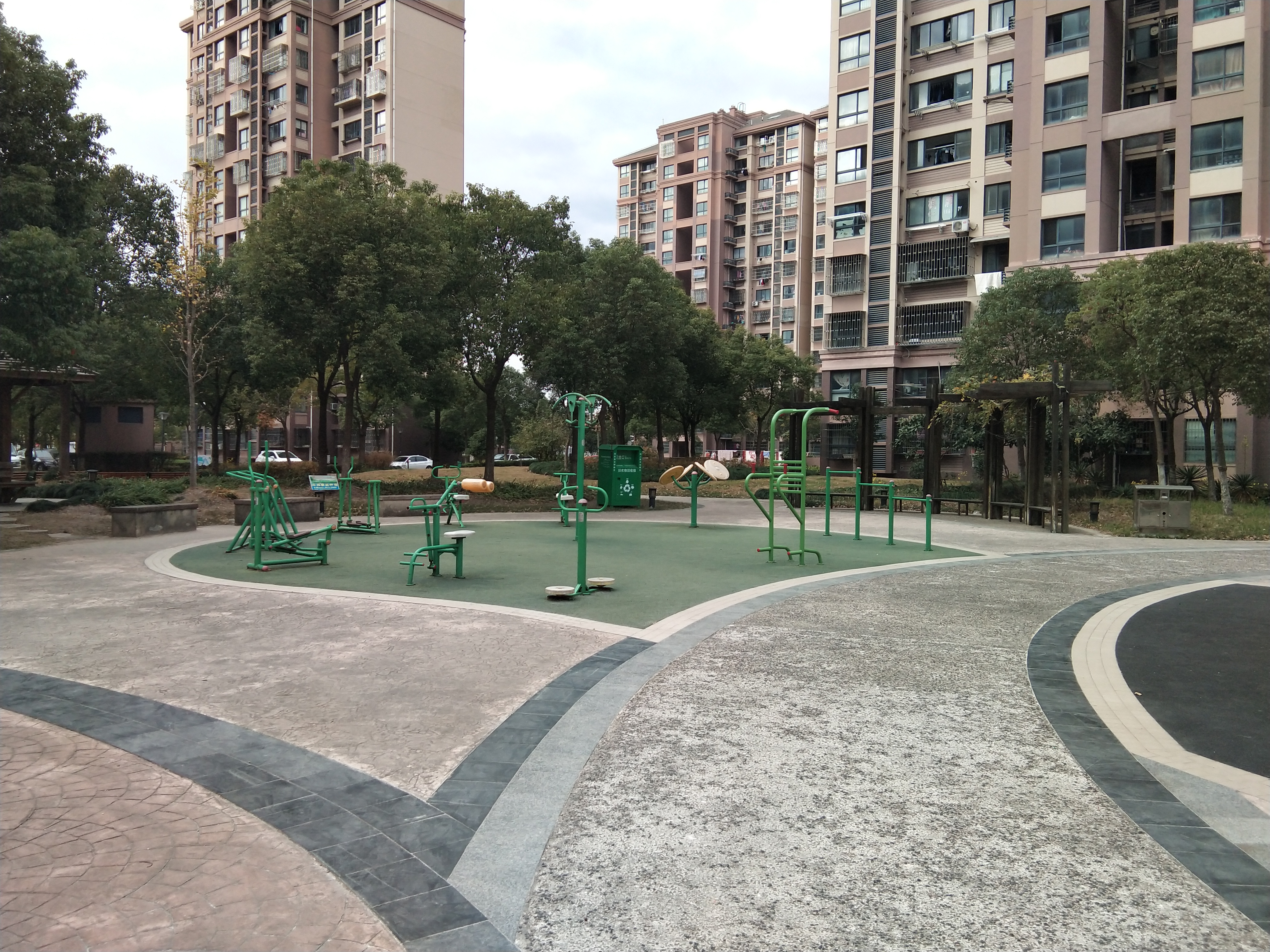 東錦苑健身點(diǎn)