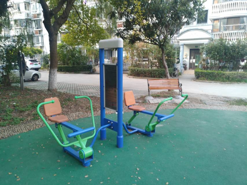 雙立柱平推平拉訓練器