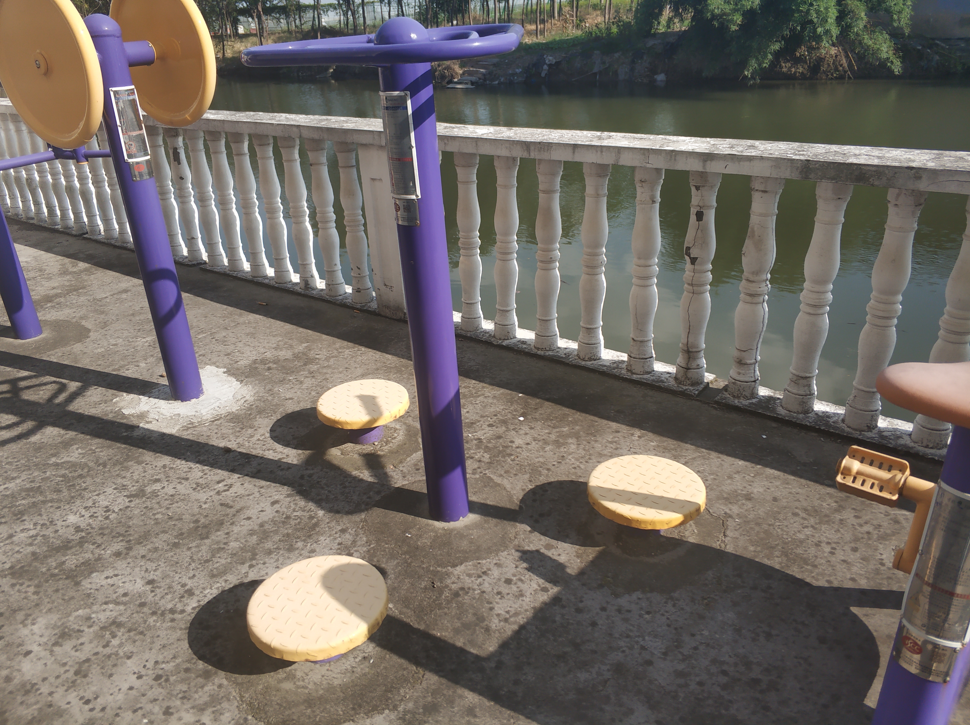 雙位扭腰器 雙位扭腰器