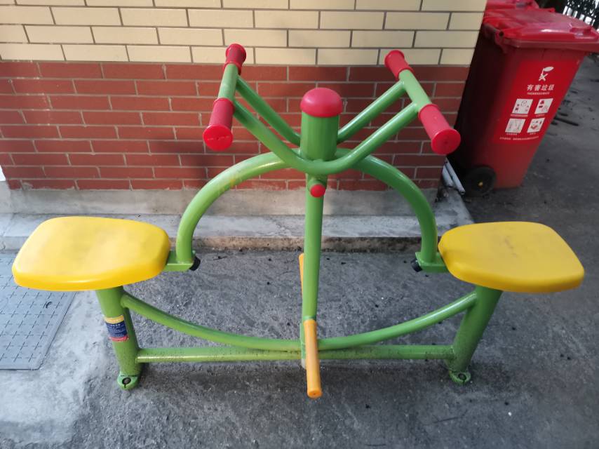 下肢康復(fù)器