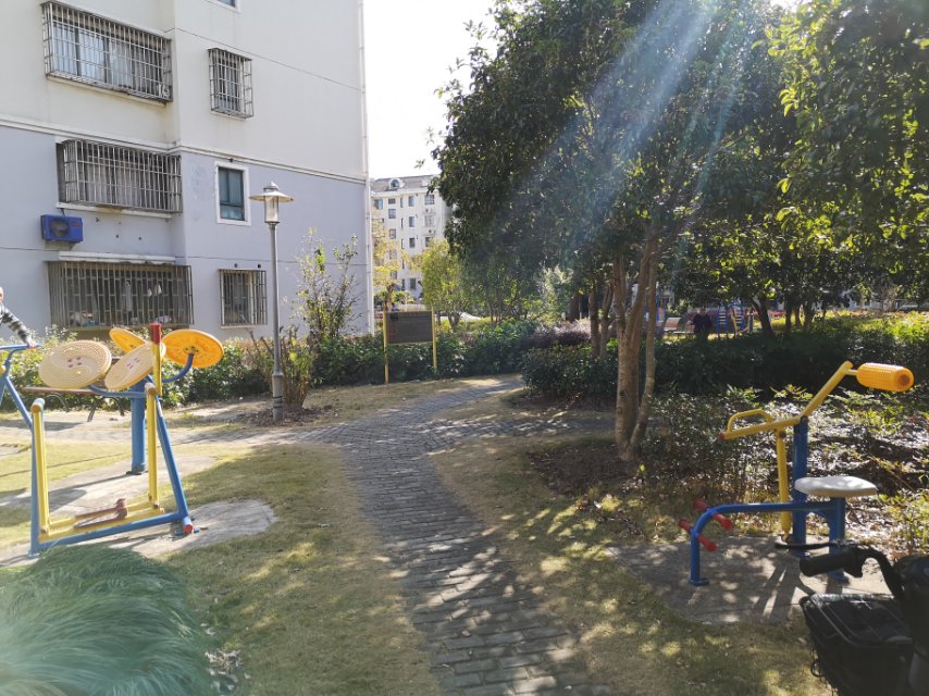 江苑居委健身苑點(diǎn)