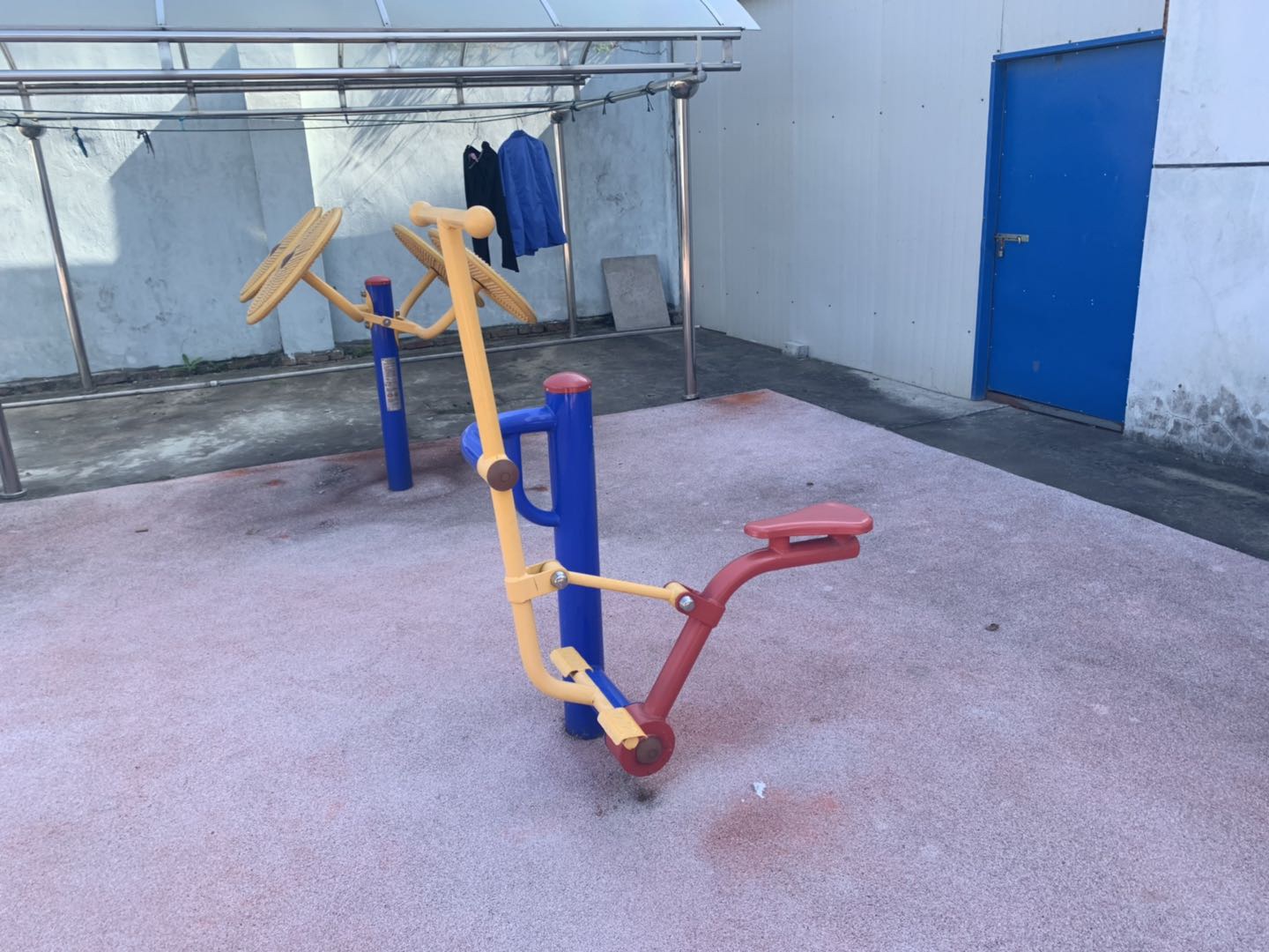 健騎機(jī) 健騎機(jī)