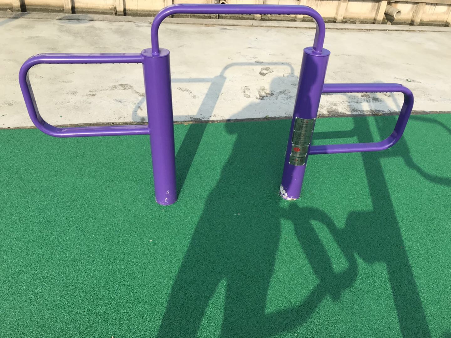 彈振壓腿器 彈振壓腿器