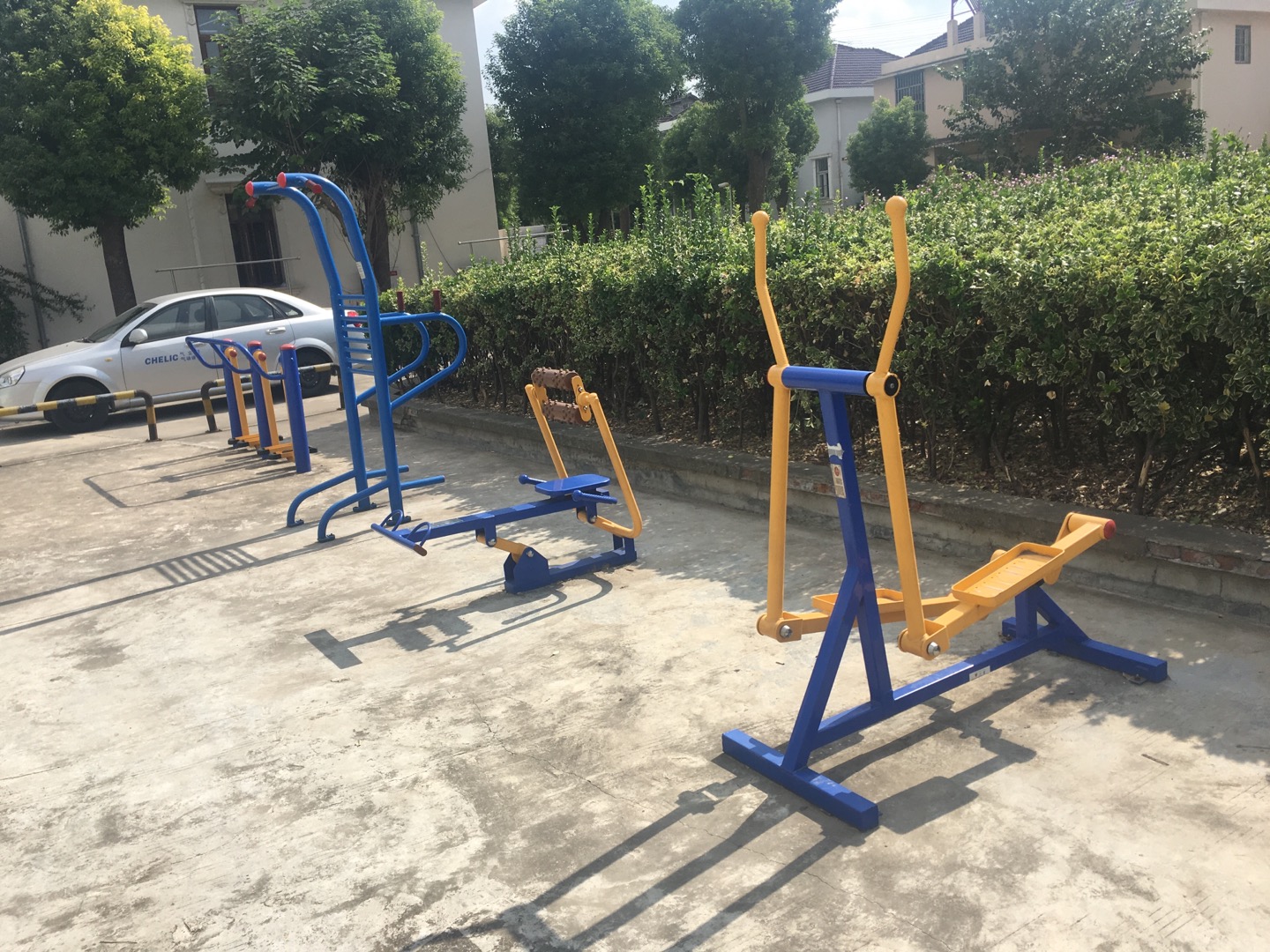 興聯(lián)興苑小區(qū)益智健身點